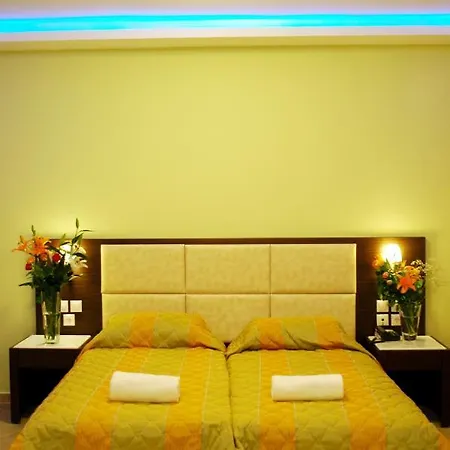 Hotel Majestic &