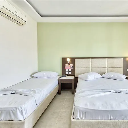 Majestic & 4* Laganas