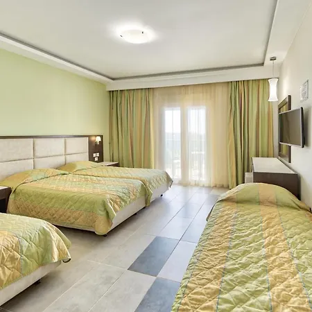 Majestic & Ξενοδοχείο 4*