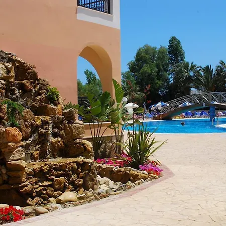 Majestic & Ξενοδοχείο 4*