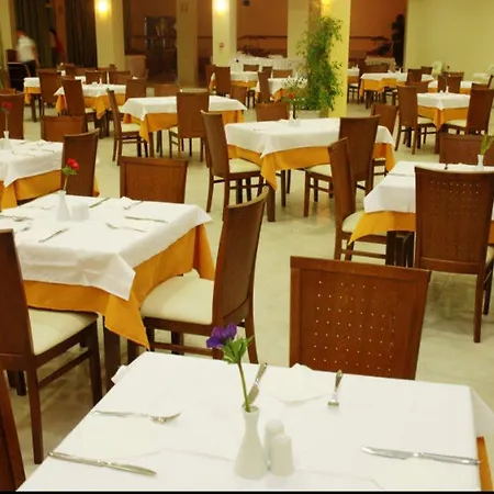 Majestic & Ξενοδοχείο 4*