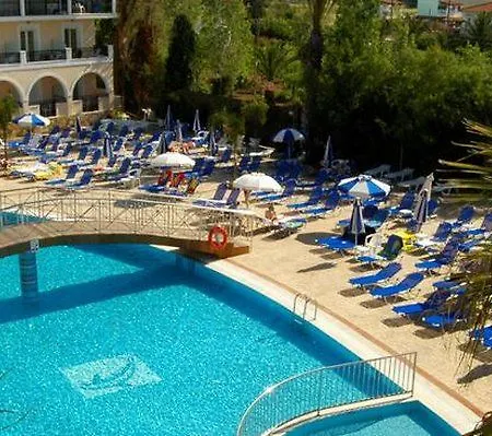 Ξενοδοχείο Majestic & 4*