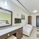 Majestic & Hotel 4*