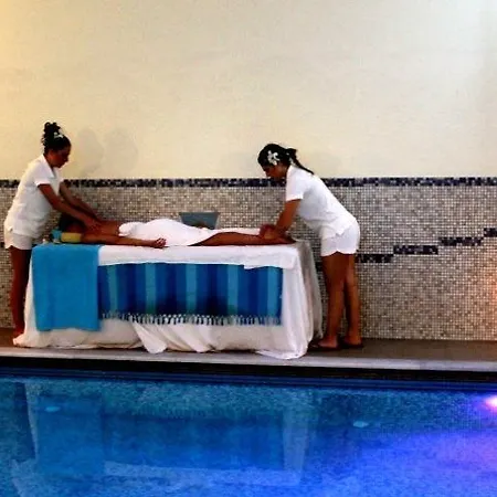 Hotel Majestic &