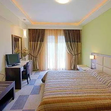 Majestic & 4* Laganász