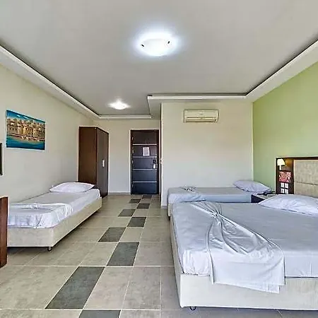 Szálloda Majestic & 4*