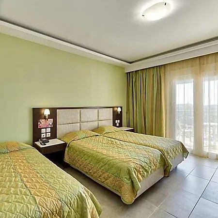 Hotel Majestic & Laganas