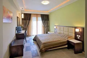 Hotel Majestic & 4*