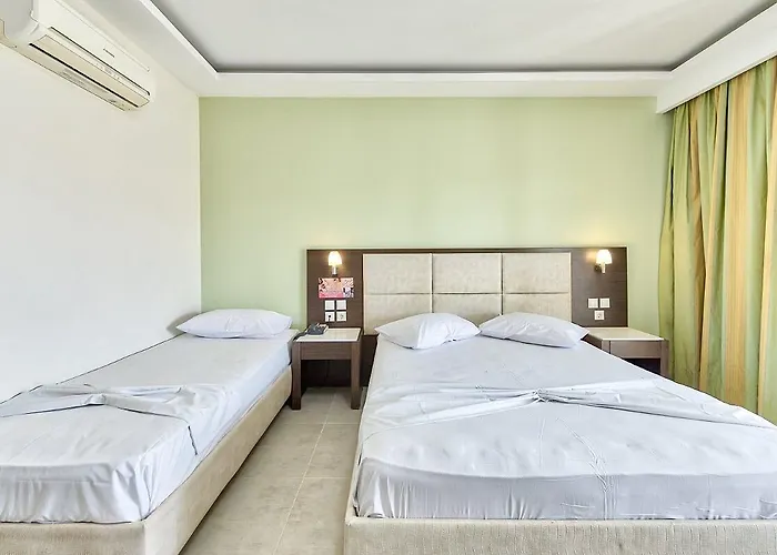 Majestic & Лаганас