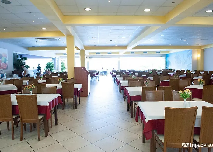 Majestic & 4* Лаганас