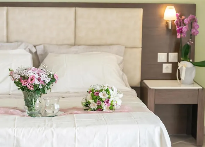 Majestic & Отель Лаганас