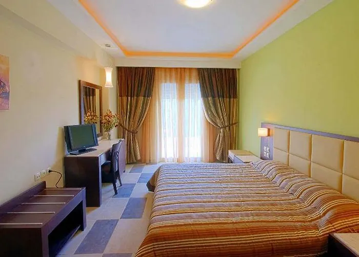 Hotel Majestic & 4*