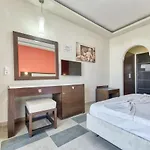 Отель Majestic & 4*