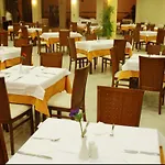 Majestic & Отель 4*