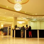 Majestic & Отель 4*