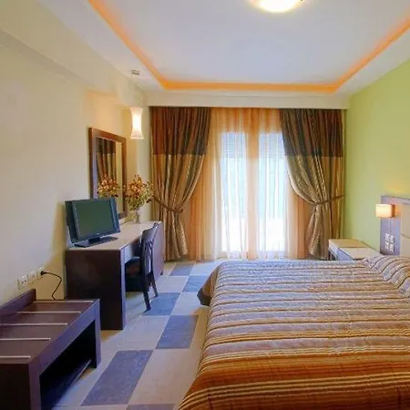 Majestic & 4* Laganas