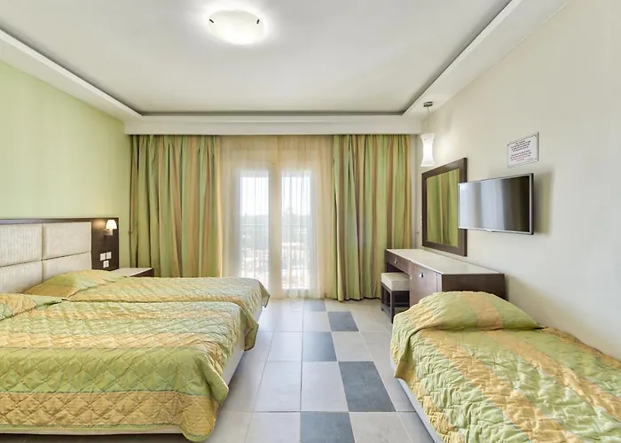 Majestic & 4* Laganas