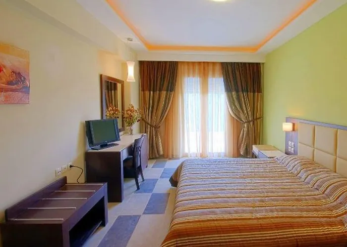 Majestic & 4* Laganas